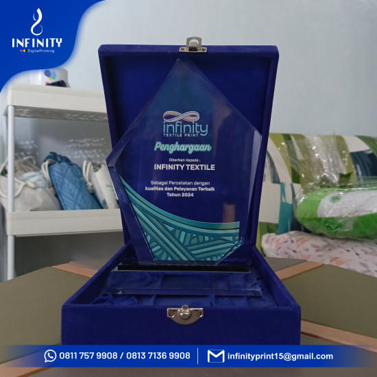 Plakat Akrilik  Premium 15mm  Tipe C